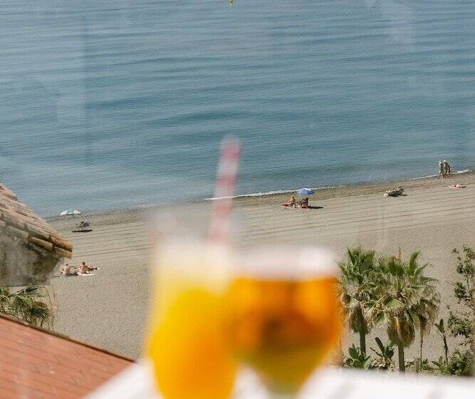 هتل Estepona Plaza