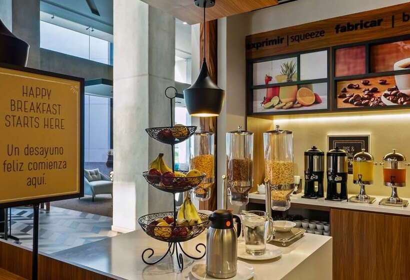 호텔 Hampton Inn By Hilton Nuevo Vallarta