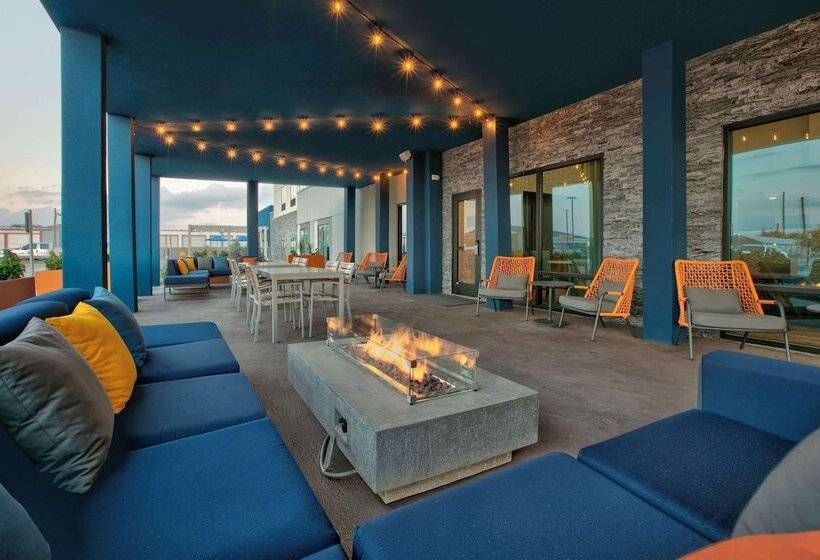 Отель Hampton Inn & Suites Dalhart