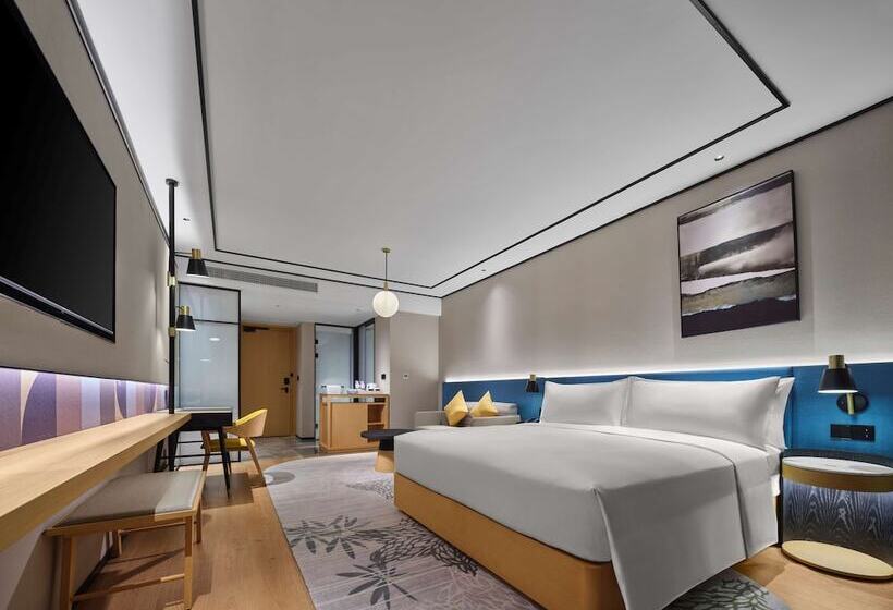 Отель Hilton Garden Inn Huzhou Anji Phoenix Mountain