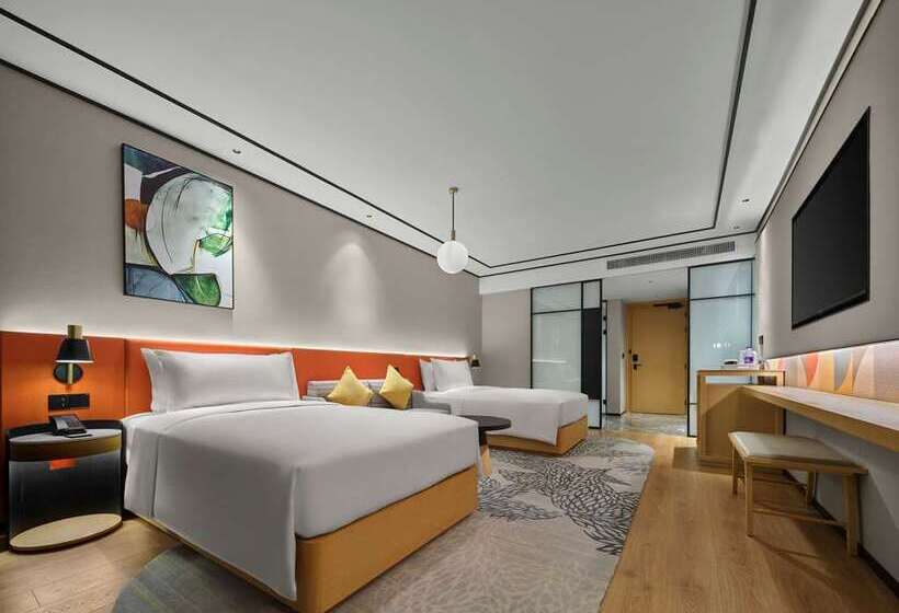 Отель Hilton Garden Inn Huzhou Anji Phoenix Mountain