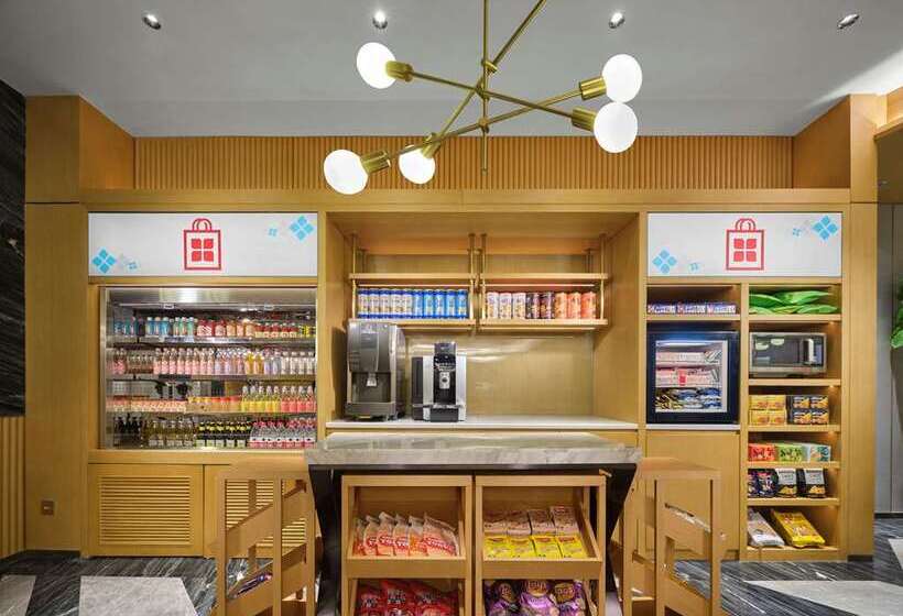 Отель Hilton Garden Inn Huzhou Anji Phoenix Mountain