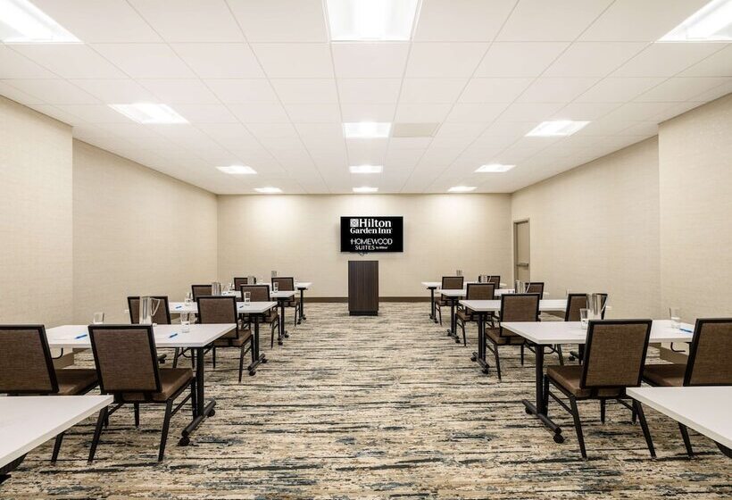 בית מלון כפרי Homewood Suites By Hilton Toledo Downtown