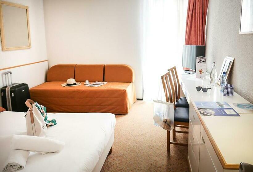 فندق Hôtel Des Thermes Les Dômes