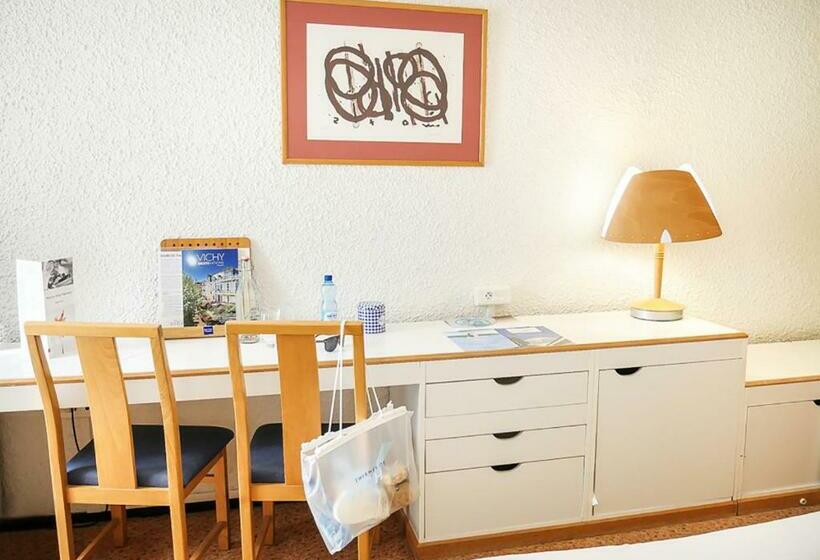 فندق Hôtel Des Thermes Les Dômes