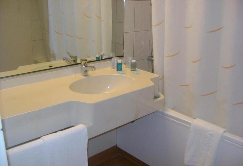 فندق Hôtel Des Thermes Les Dômes