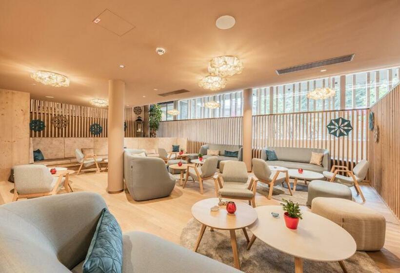 בית מלון כפרי Kristall   Adults Only