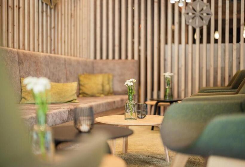 בית מלון כפרי Kristall   Adults Only