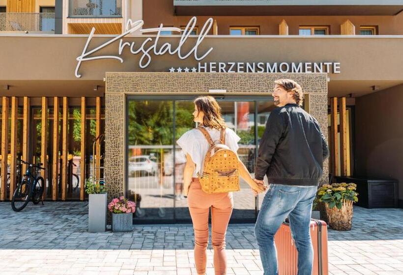 בית מלון כפרי Kristall   Adults Only