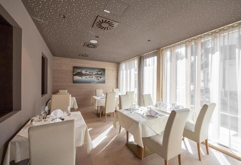 בית מלון כפרי Kristall   Adults Only