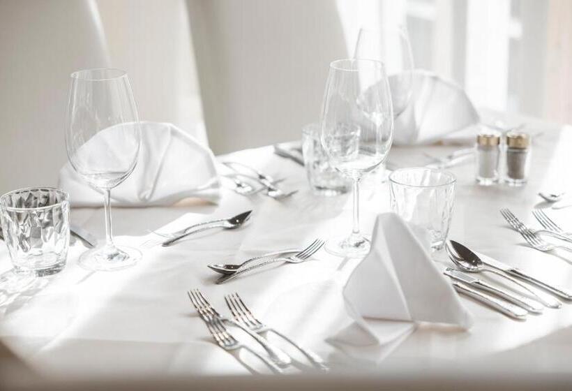 בית מלון כפרי Kristall   Adults Only