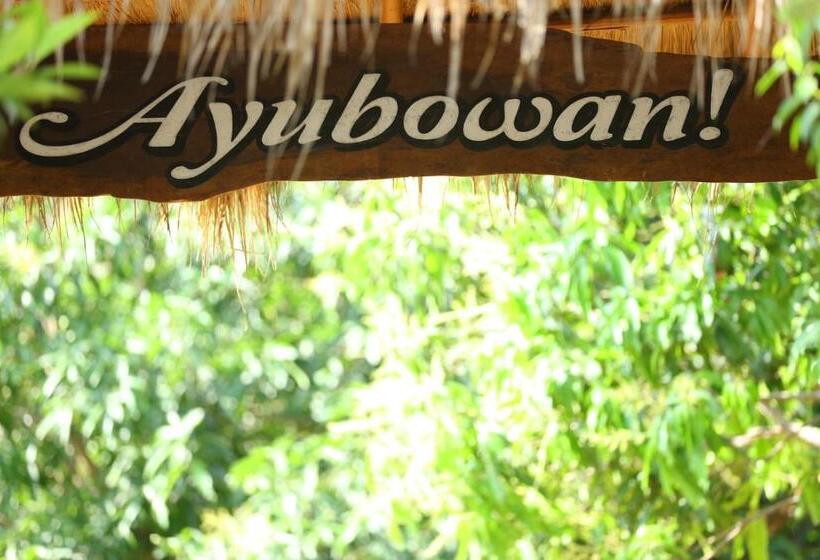 ホテル Mangrove Beach Chalets