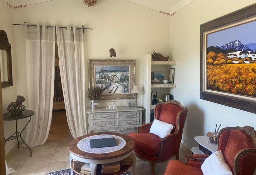 בית מלון כפרי Mas De La Beaume