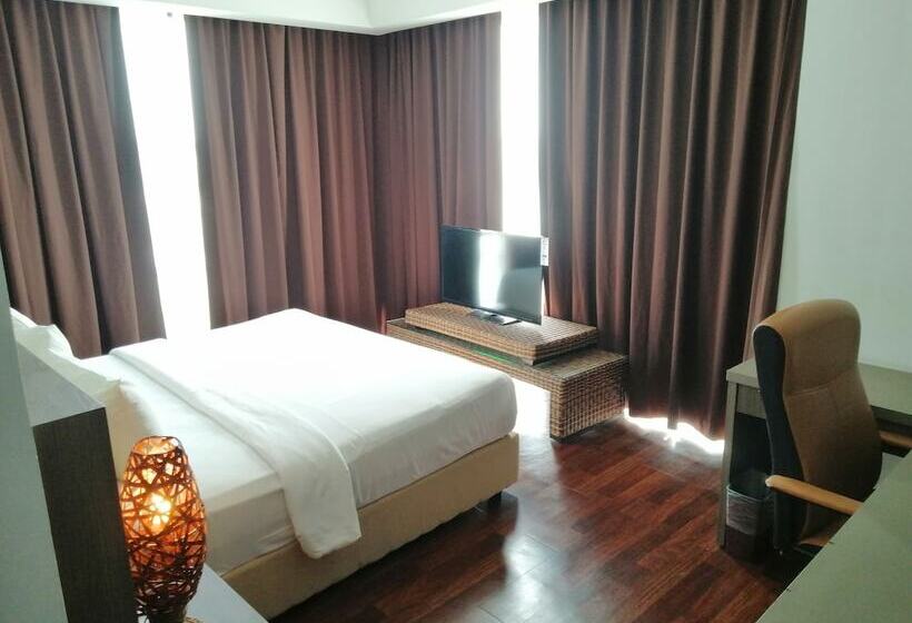 ホテル Nexus Regency Suites &