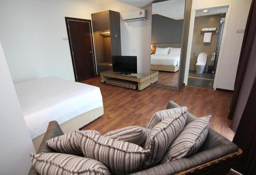 ホテル Nexus Regency Suites &