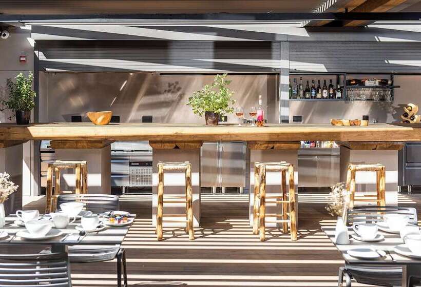 Pilot Amphora Boutique Hotel Adults Only