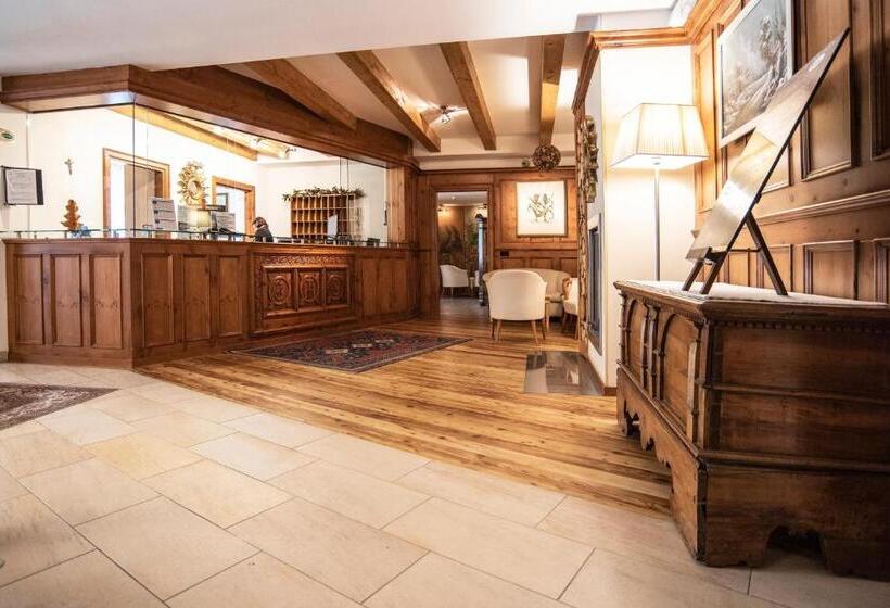 هتل Resort Al Sole