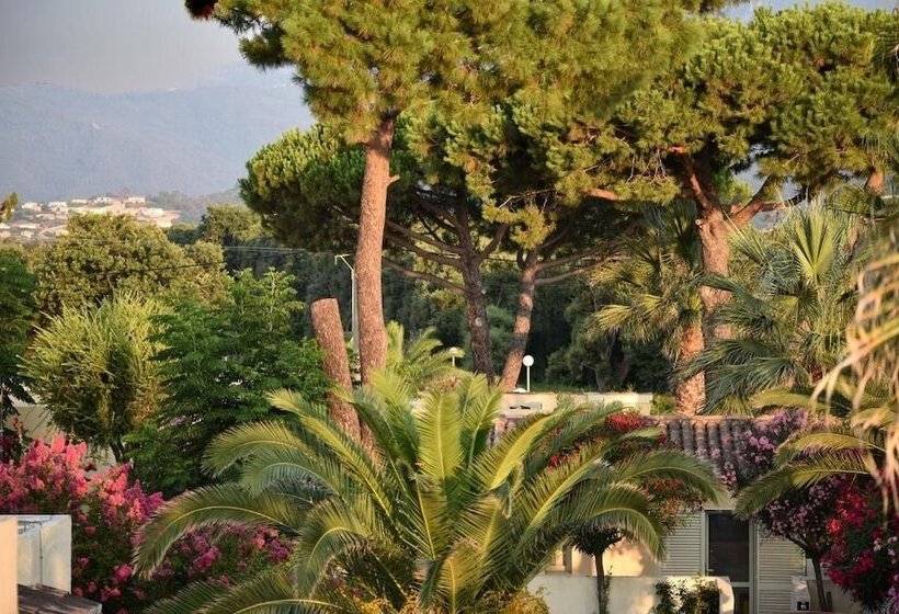 Отель & Restaurant San Pellegrino