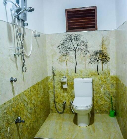 ホテル Shehani Beach Bungalow