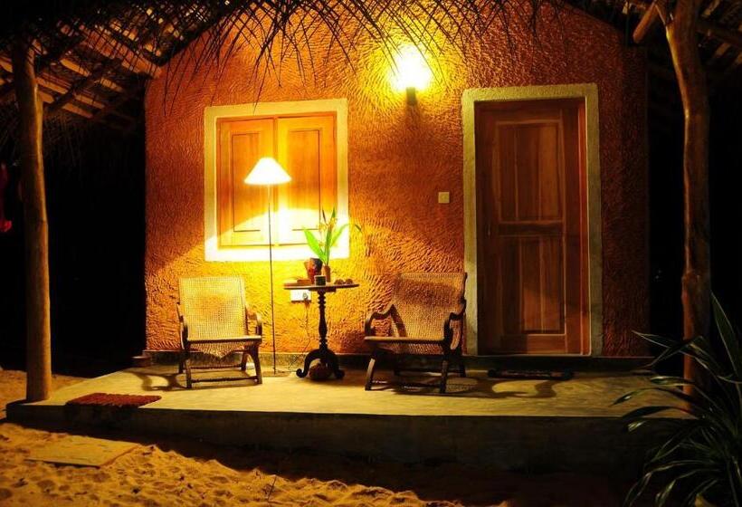 호텔 Shehani Beach Bungalow