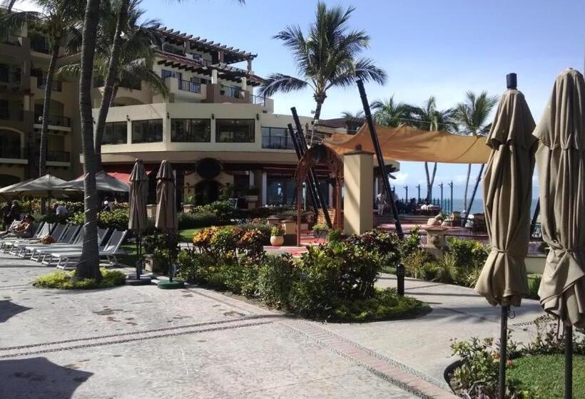 호텔 Suites At Vdp Flamingos Beach Resort And Spa