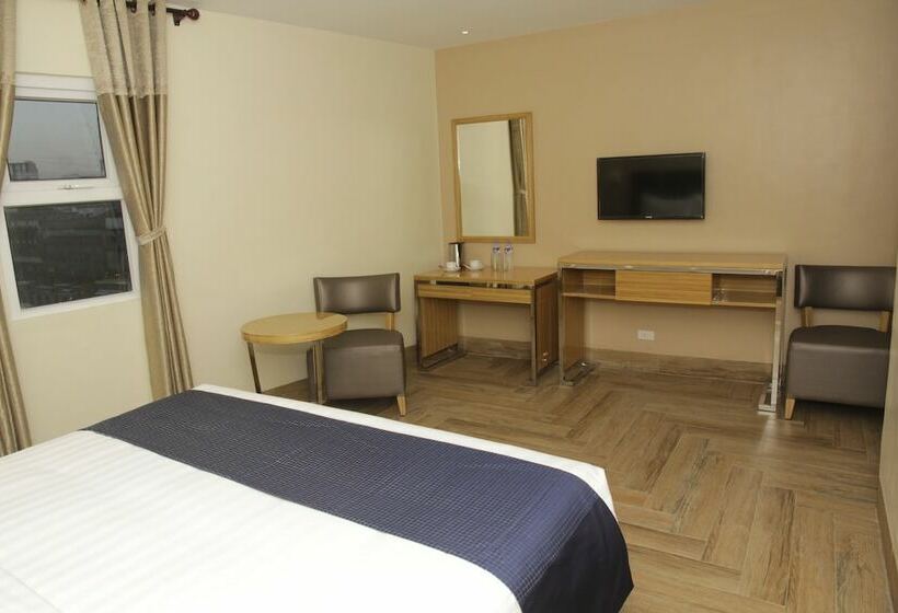 בית מלון כפרי Sun Star Grand