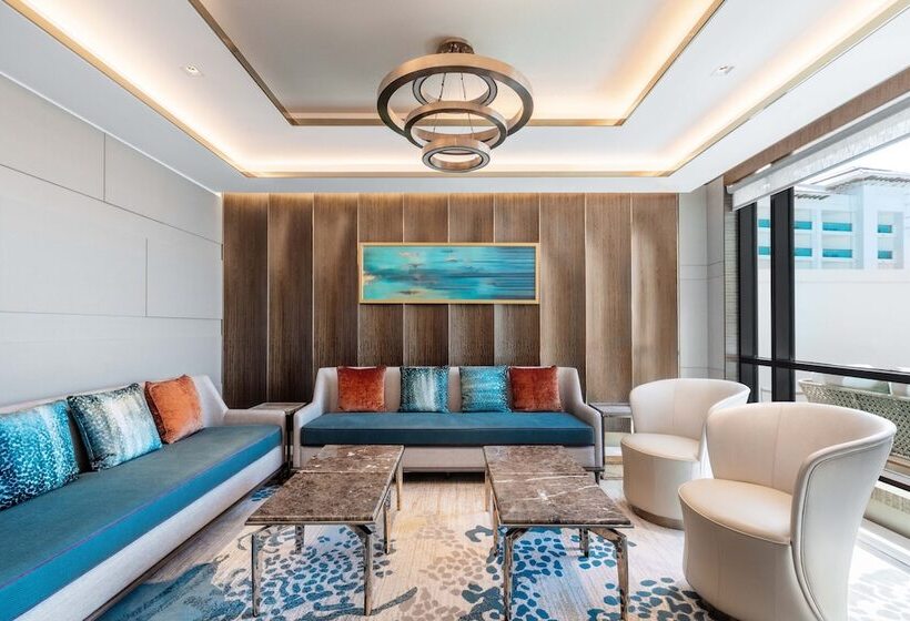 هتل Taj Exotica Resort & Spa, The Palm, Dubai