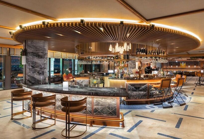 هتل Taj Exotica Resort & Spa, The Palm, Dubai