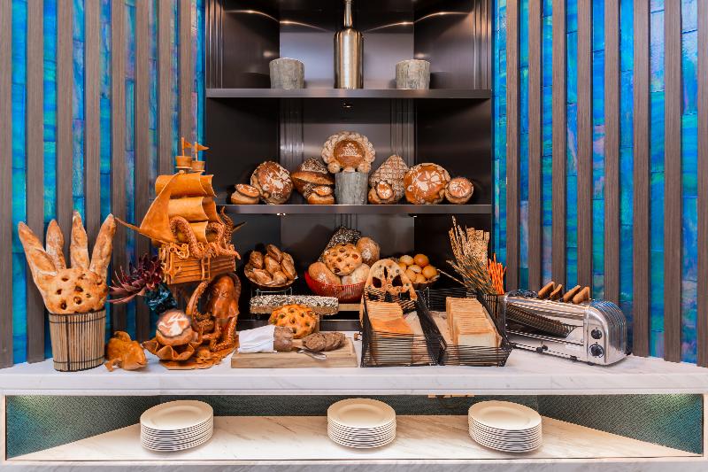 هتل Taj Exotica Resort & Spa, The Palm, Dubai