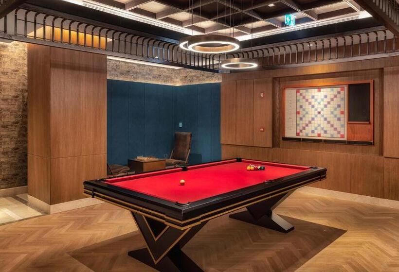 هتل Taj Exotica Resort & Spa, The Palm, Dubai