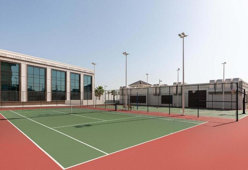 هتل Taj Exotica Resort & Spa, The Palm, Dubai