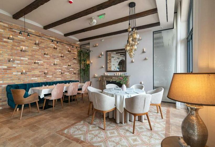 Villa Chinka By Astor Garden Hotel   Adults Only