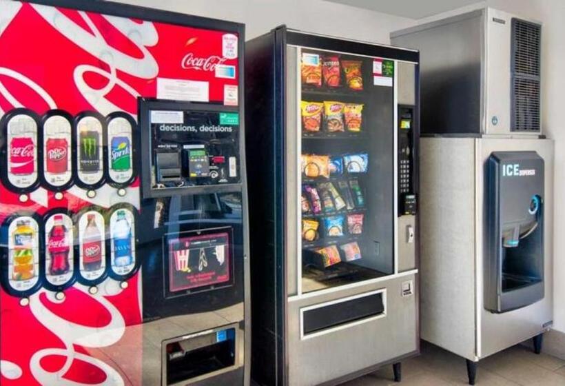 فندق على الطريق Studio 6 Victorville   Apple Valley