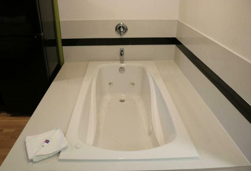 فندق على الطريق Studio 6 Victorville   Apple Valley