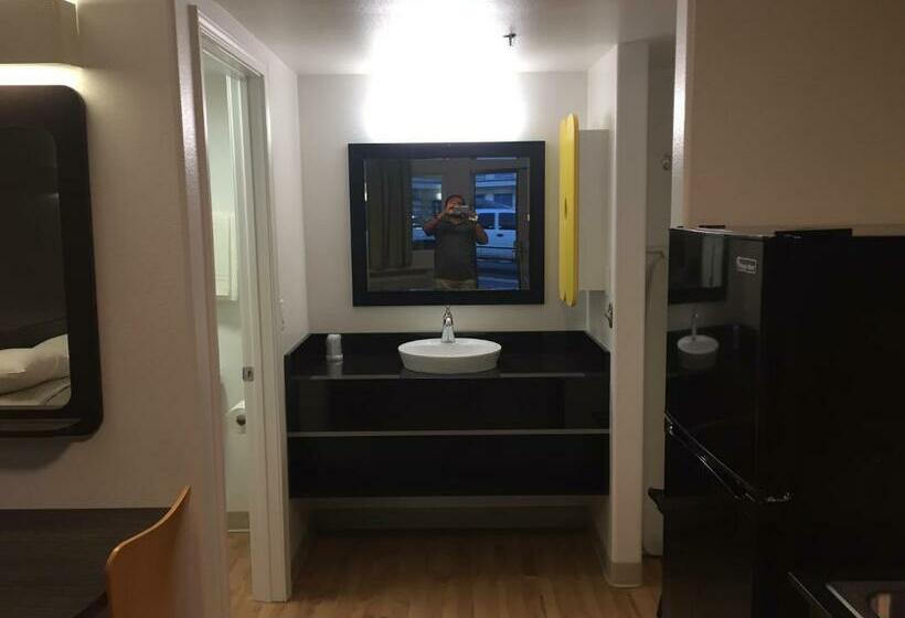 فندق على الطريق Studio 6 Victorville   Apple Valley