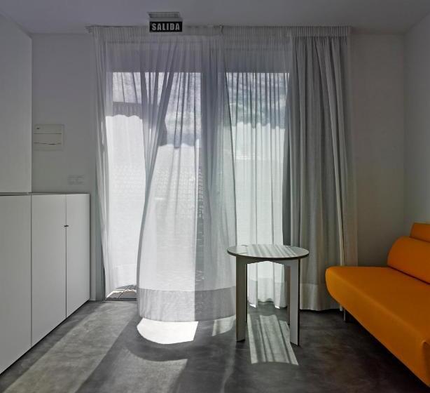 膳宿费 Bela Muxía