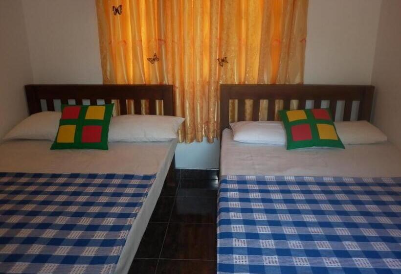 פנסיון Thisara Guest House