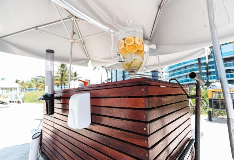 Pool Ilha Da Madeira Resort