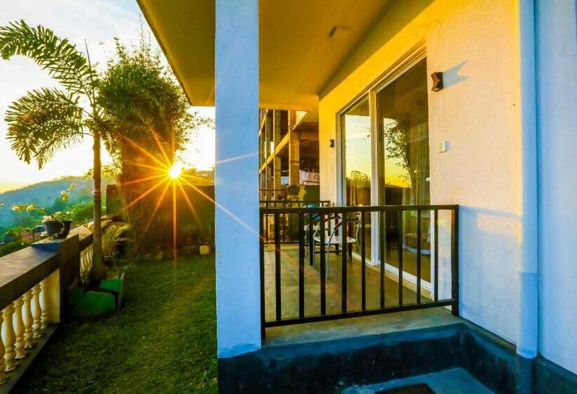 אתר נופש Srilak View Holiday Inn