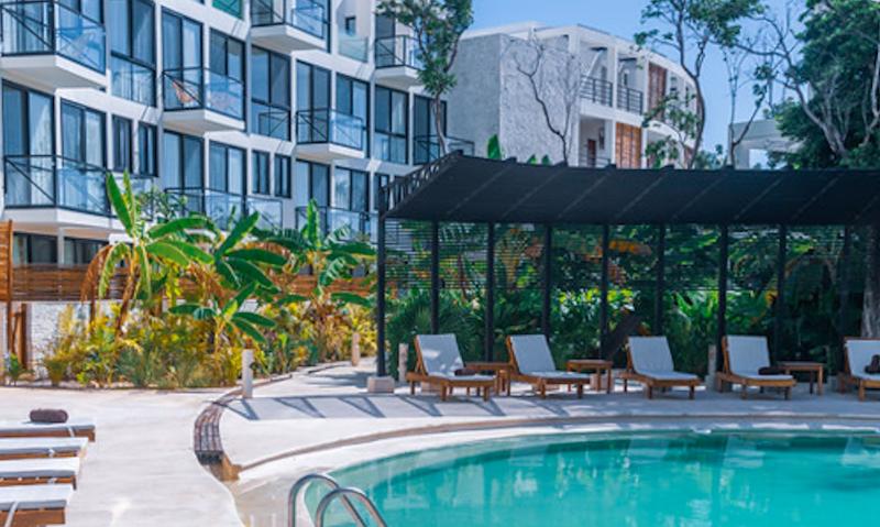 استراحتگاه The Waves Tulum By Bnb Experience