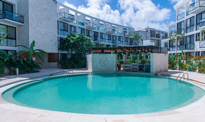 استراحتگاه The Waves Tulum By Bnb Experience