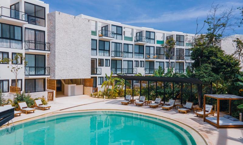 استراحتگاه The Waves Tulum By Bnb Experience