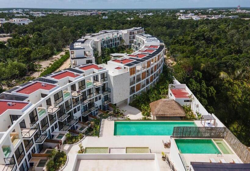 استراحتگاه The Waves Tulum By Bnb Experience