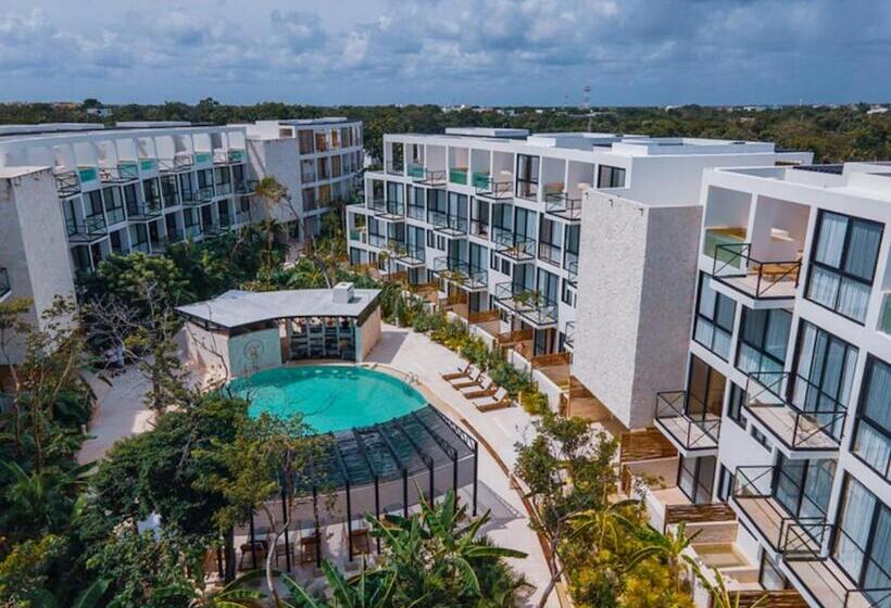 استراحتگاه The Waves Tulum By Bnb Experience