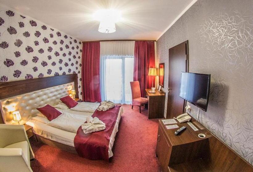 Session Hotel Ráckeve