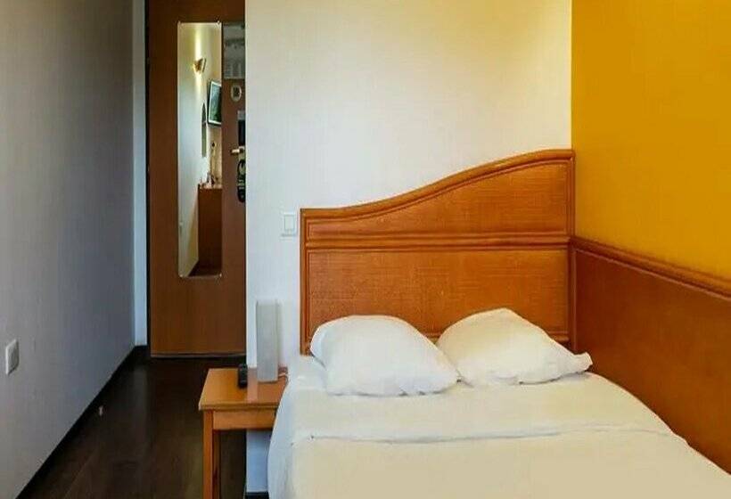 B&B HOTEL Strasbourg Nord Mundolsheim