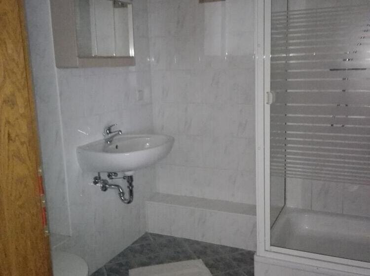 Bed and Breakfast Pension Hartmann