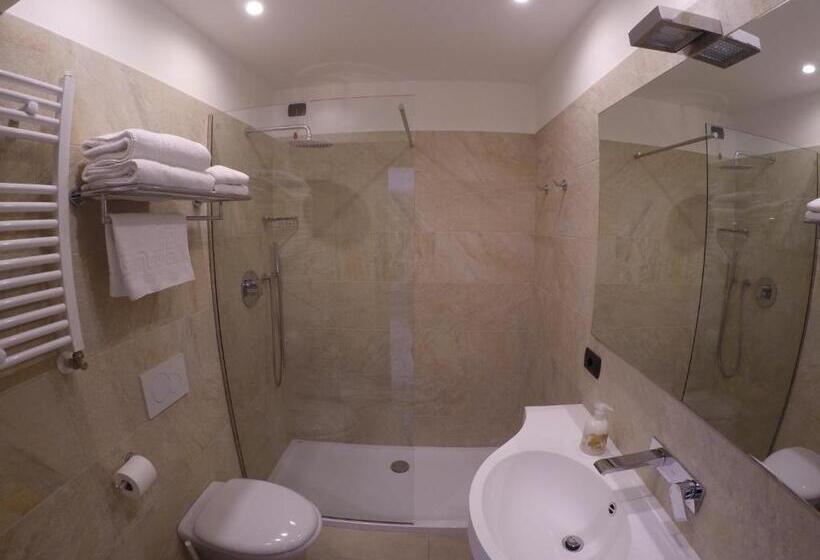 Chalet Alpina Hotel & Apartments