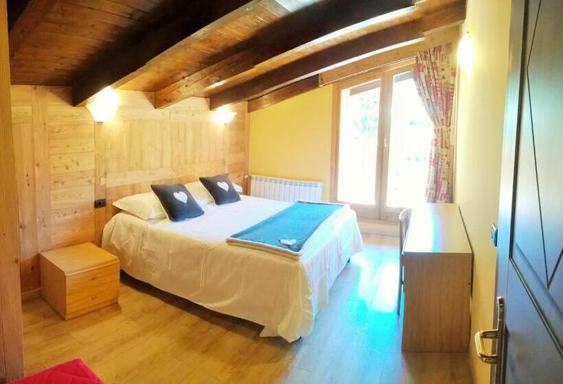 Chalet Alpina Hotel & Apartments