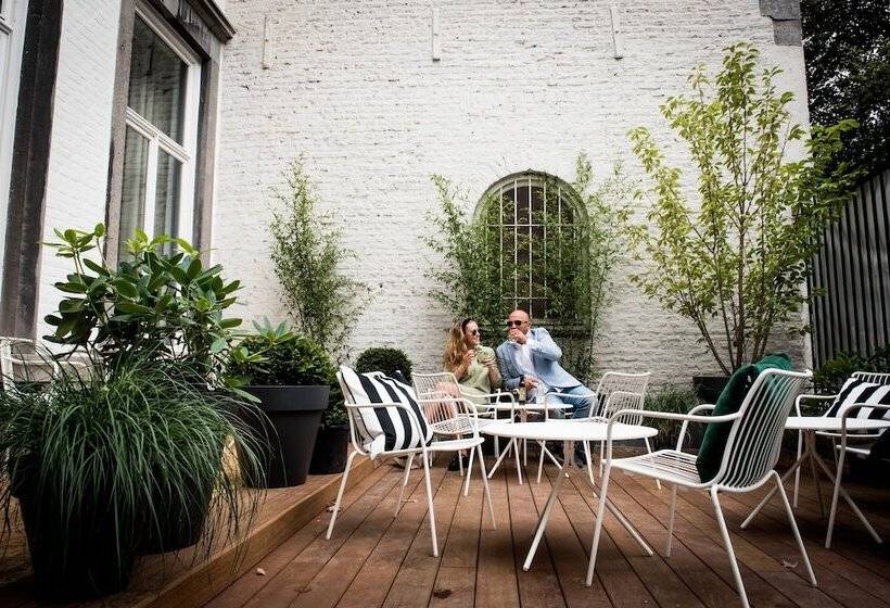 Fitz Roy Urban Hotel, Bar And Garden